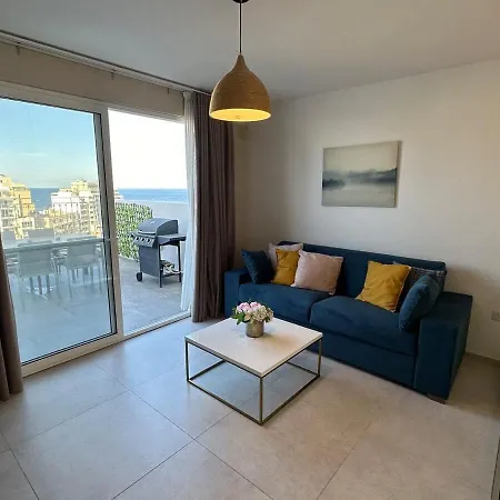 Duplex Penthouse Prime Location Apartment *