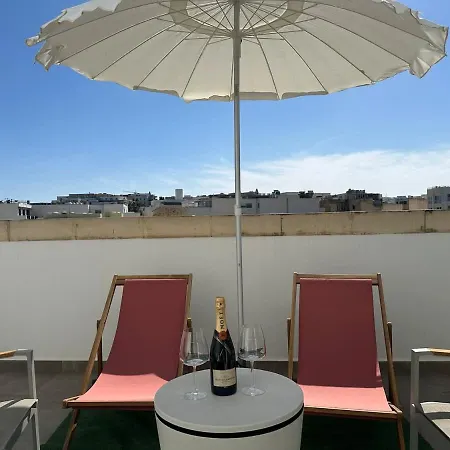 Duplex Penthouse Prime Location Lägenhet