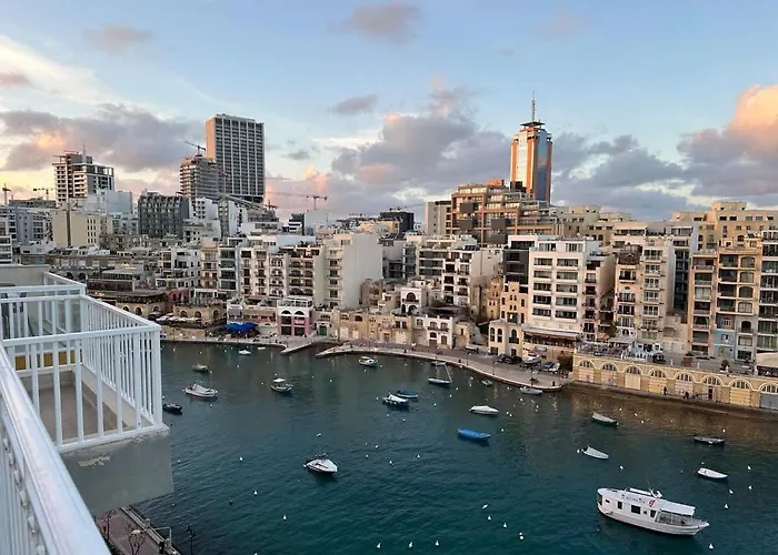 アパート Duplex Penthouse Prime Location